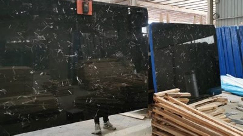 厨房微晶石台面：揭秘其价格背后的秘密